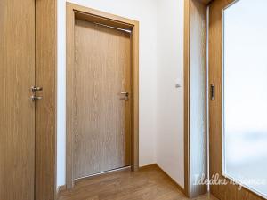 Pronájem bytu 3+kk, Praha - Vysočany, Ocelářská, 82 m2