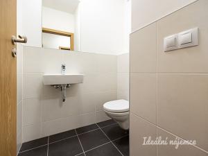 Pronájem bytu 3+kk, Praha - Vysočany, Ocelářská, 82 m2