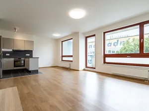 Pronájem bytu 3+kk, Praha - Vysočany, Ocelářská, 82 m2