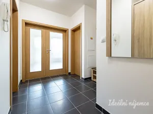 Pronájem bytu 3+kk, Praha - Vysočany, Ocelářská, 82 m2