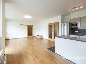 Pronájem bytu 3+kk, Praha - Vysočany, Ocelářská, 82 m2