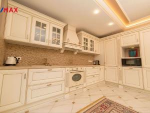 Pronájem bytu 3+kk, Karlovy Vary, Libušina, 117 m2