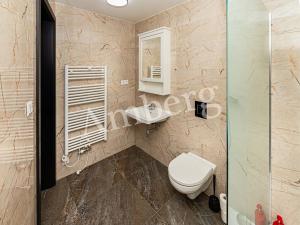 Prodej obchodního prostoru, Praha - Karlín, Karolinská, 59 m2