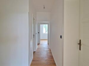 Pronájem vily, Praha - Braník, Branická, 676 m2