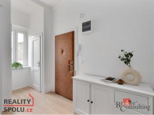 Prodej bytu 2+kk, Praha - Michle, Michelská, 58 m2