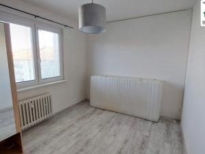 Pronájem bytu 3+1, Kynšperk nad Ohří, náměstí SNP, 62 m2