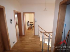Pronájem rodinného domu, Růžová, 180 m2