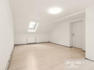 Prodej bytu 3+kk, Byšice, B. Němcové, 122 m2