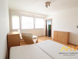 Prodej bytu 1+kk, Hradec Králové - Slezské Předměstí, Polní, 28 m2