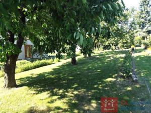 Prodej zahrady, Znojmo, 1046 m2