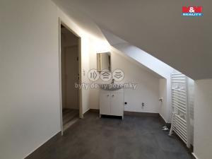 Pronájem bytu 2+kk, Olomouc - Holice, Hanácká, 35 m2