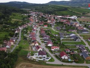 Prodej pozemku pro bydlení, Milovice, 952 m2