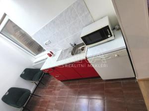 Pronájem bytu 1+1, Mochov, Havlíčkova, 30 m2