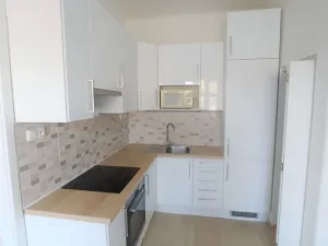 Pronájem bytu 2+kk, Olomouc, Šmeralova, 43 m2