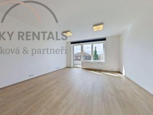 Pronájem bytu 1+kk, Praha - Velká Chuchle, Na hvězdárně, 36 m2