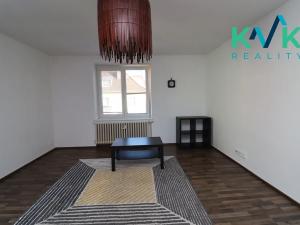 Pronájem bytu 2+1, Karlovy Vary, Jiráskova, 62 m2