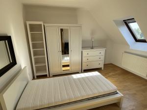 Pronájem rodinného domu, Praha - Řepy, Na Fialce I, 245 m2