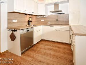 Pronájem bytu 4+kk, Český Brod, Komenského, 77 m2