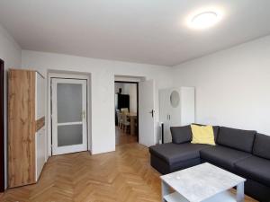 Pronájem bytu 2+1, Pardubice - Zelené Předměstí, Artura Krause, 60 m2