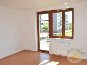 Pronájem bytu 1+kk, Praha - Hostivař, Fojtova, 34 m2