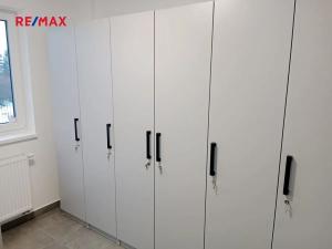 Pronájem skladu, Velké Meziříčí, Karlov, 476 m2