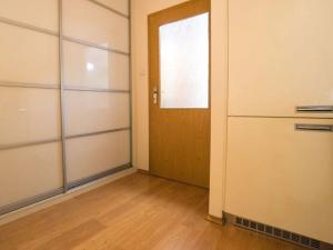 Pronájem bytu 1+kk, Praha - Záběhlice, Na lávce, 37 m2