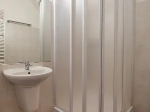 Pronájem bytu 1+kk, Praha - Záběhlice, Na lávce, 37 m2