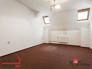 Pronájem bytu 2+kk, Opava - Město, Kolářská, 51 m2