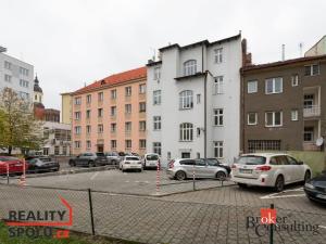 Pronájem bytu 2+kk, Opava - Město, Kolářská, 51 m2