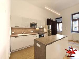 Pronájem kanceláře, Praha - Nové Město, Štěpánská, 71 m2