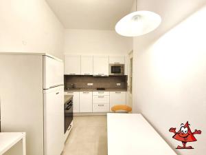 Pronájem kanceláře, Praha - Nové Město, Štěpánská, 63 m2
