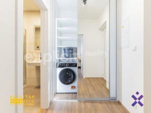 Pronájem bytu 1+kk, Zlín - Malenovice, Pod Hradem I, 31 m2