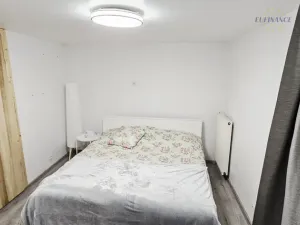 Prodej obchodního prostoru, Kralupy nad Vltavou, Přemyslova, 133 m2