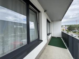 Pronájem bytu 2+kk, Praha - Vysočany, Smržových, 56 m2