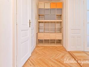 Pronájem bytu 3+1, Brno, Čápkova, 97 m2
