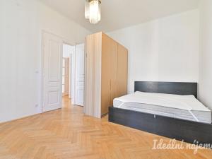 Pronájem bytu 3+1, Brno, Čápkova, 97 m2