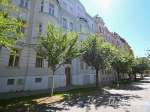 Pronájem bytu 3+1, Brno, Čápkova, 97 m2