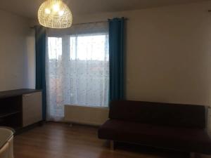 Pronájem bytu 1+kk, Praha - Malešice, Počernická, 30 m2