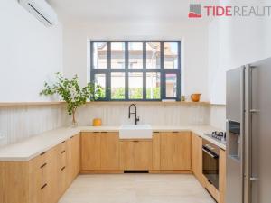Pronájem rodinného domu, Praha, Na pískách, 380 m2