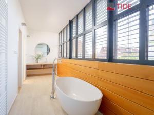Pronájem rodinného domu, Praha, Na pískách, 380 m2