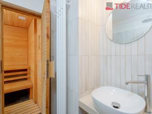 Pronájem rodinného domu, Praha, Na pískách, 380 m2