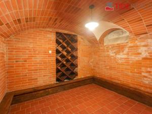 Pronájem rodinného domu, Praha, Na pískách, 380 m2