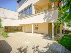 Pronájem rodinného domu, Praha, Na pískách, 380 m2
