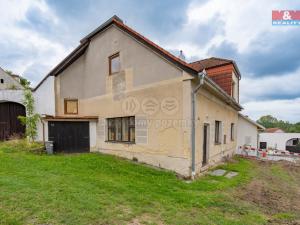 Pronájem atypického bytu, Hoštice, 80 m2