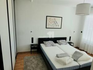 Pronájem rodinného domu, Kladno - Dubí, Pechlátova, 120 m2