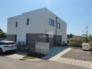 Pronájem rodinného domu, Kladno - Dubí, Pechlátova, 120 m2