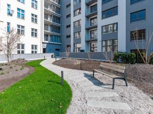 Pronájem bytu 1+kk, Praha - Vysočany, Bassova, 28 m2