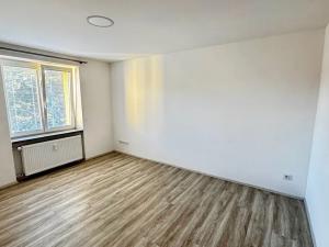 Pronájem bytu 2+1, Pardubice, Artura Krause, 65 m2