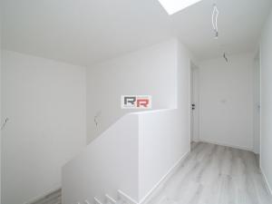 Prodej rodinného domu, Olomouc - Slavonín, Kyselovská, 178 m2