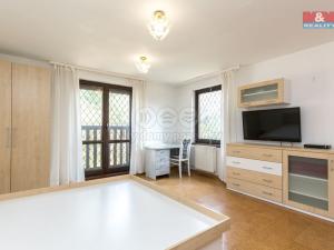 Pronájem bytu 2+kk, Pardubice - Cihelna, Kunětická, 58 m2